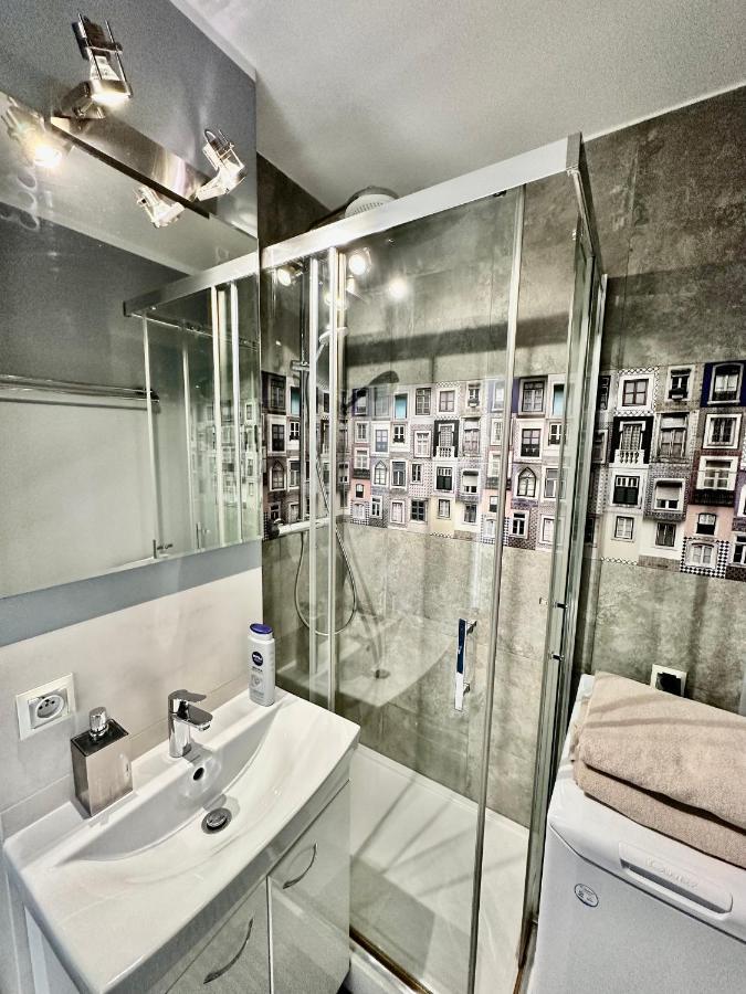 Апартаменти Gold 2 King Size Bed, Metro X2 Free Wifi, 50'Tv Netflix, Hbo, Appletv+ Варшава Екстер'єр фото